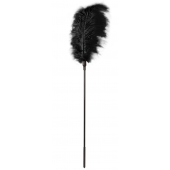 Стек с большим чёрным пером Large Feather Tickler - 65 см. - Blush Novelties - купить с доставкой в Ижевске